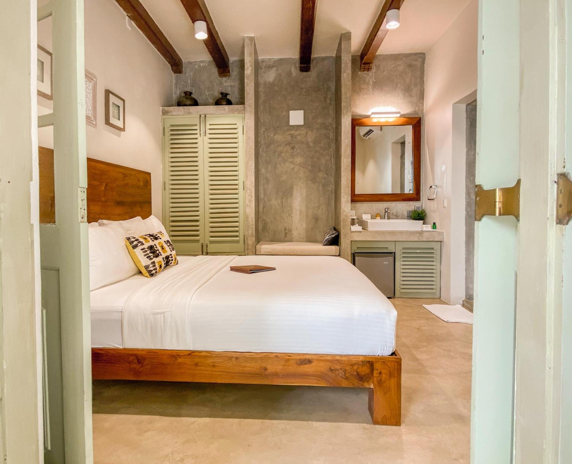 The Bartizan Galle Fort Room photo